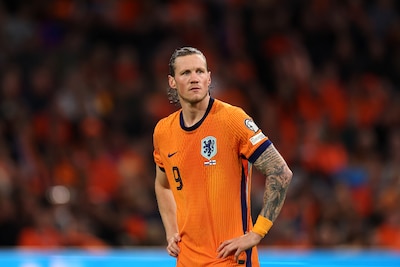 Wout Weghorst onzeker voor Polen, Ronald Koeman roept Emanuel Emegha op voor Oranje