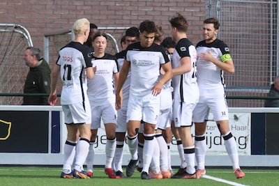 LIVE | De vroege treffers vallen als rijpe appelen. De voetbalzaterdag is in volle gang
