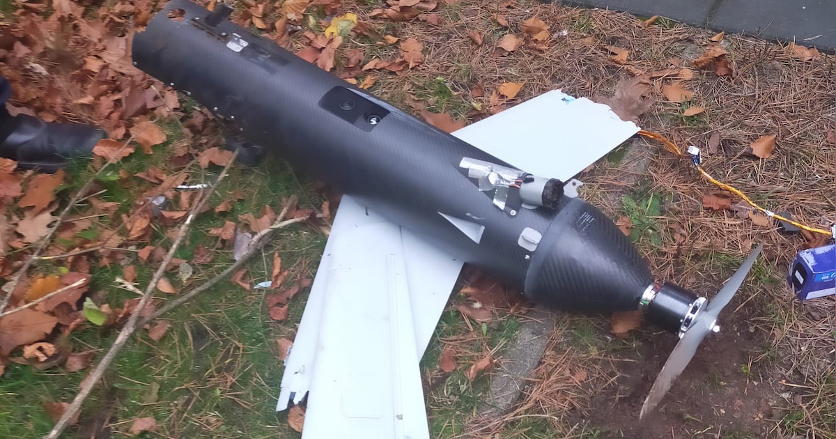 Drone van defensie stort neer naast huisje op vakantiepark bij Oldebroek