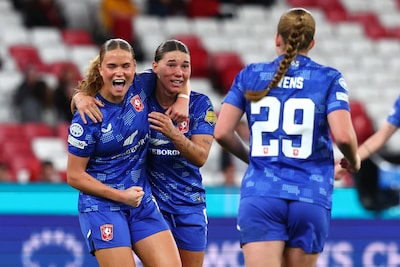 Gemengde gevoelens bij scorende Lynn Groenewegen na gelijkspel tegen Benfica: ‘We hadden moeten winnen’