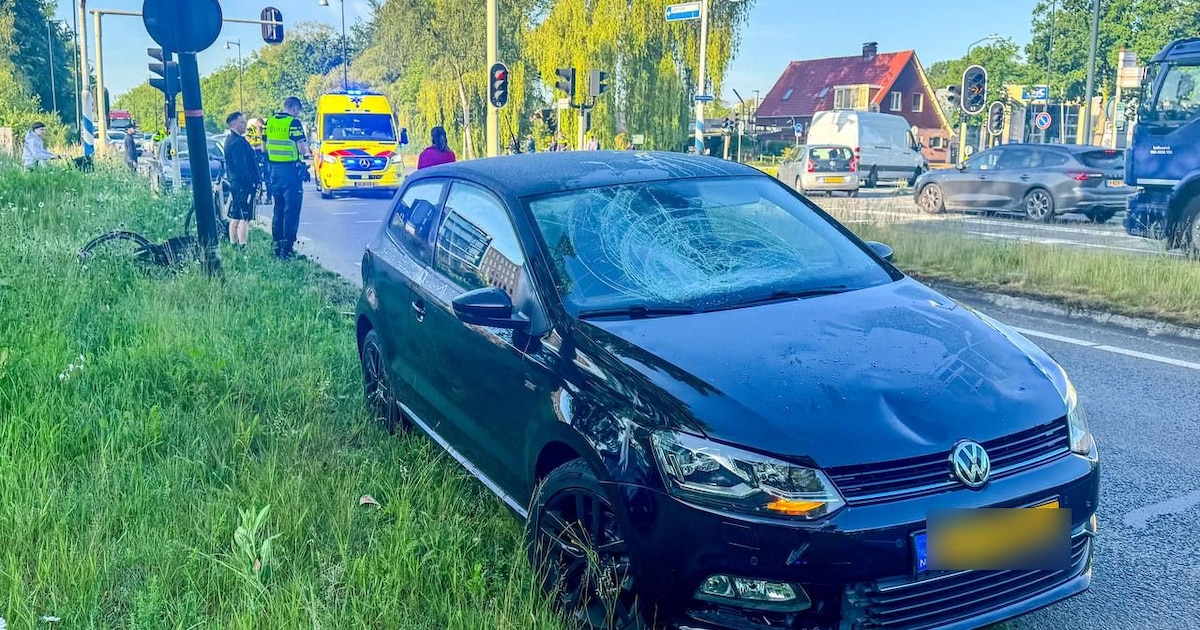 Aanrijding zorgt voor flinke verkeershinder op Kanaal Noord in Apeldoorn