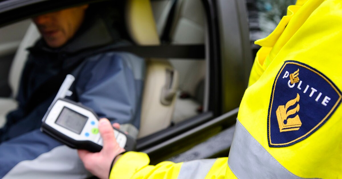 Bestuurders met slok op betrapt bij alcoholcontrole Westerhaar-Vriezenveensewijk