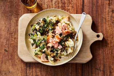 Wat Eten We Vandaag: Andijviestamppot met zalm