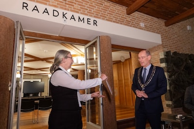 Rijschoolhouders willen actie van burgemeester tegen Henrie Kamps