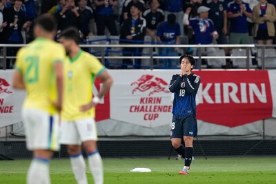 Ayase Ueda sluit interlandperiode goed af: eredivisie-topscorer scoort winnende goal voor Japan tegen Brazilië