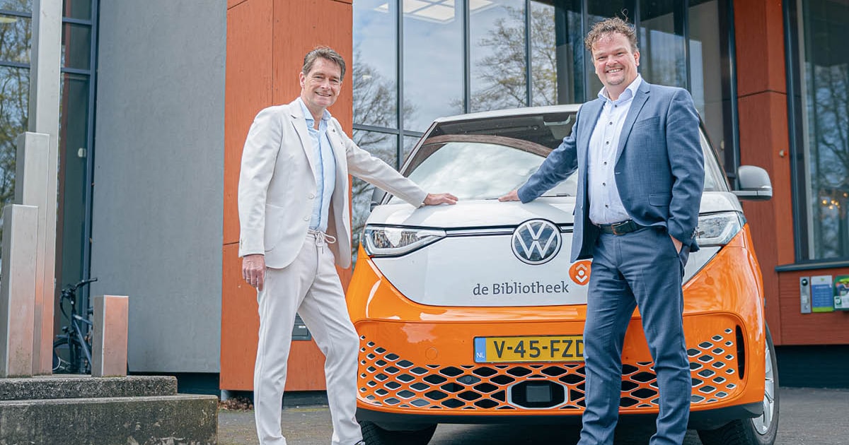 Bibliotheek Twenterand trekt in bij het gemeentehuis