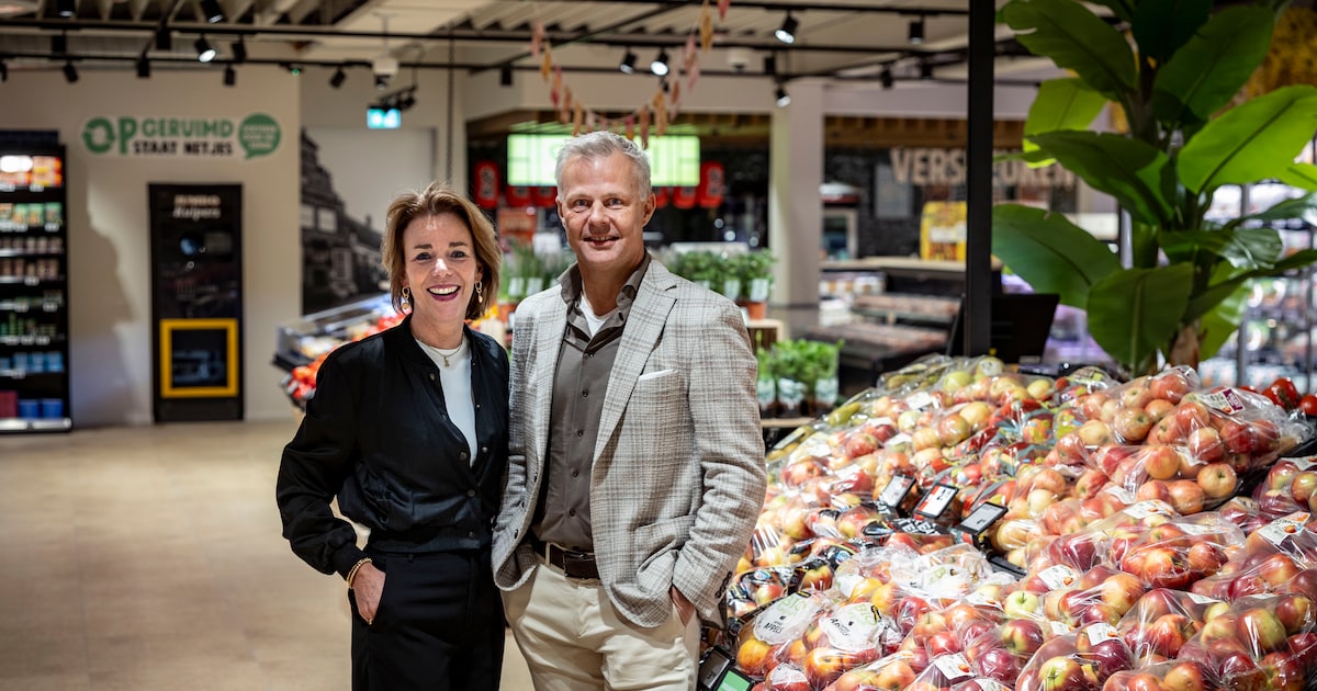 Björn en Marlies Kuipers winnen prijs van beste supermarktondernemer