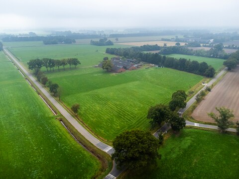 Van varkensstal naar nieuwbouw bij de Maneschijnsweg in Holten?