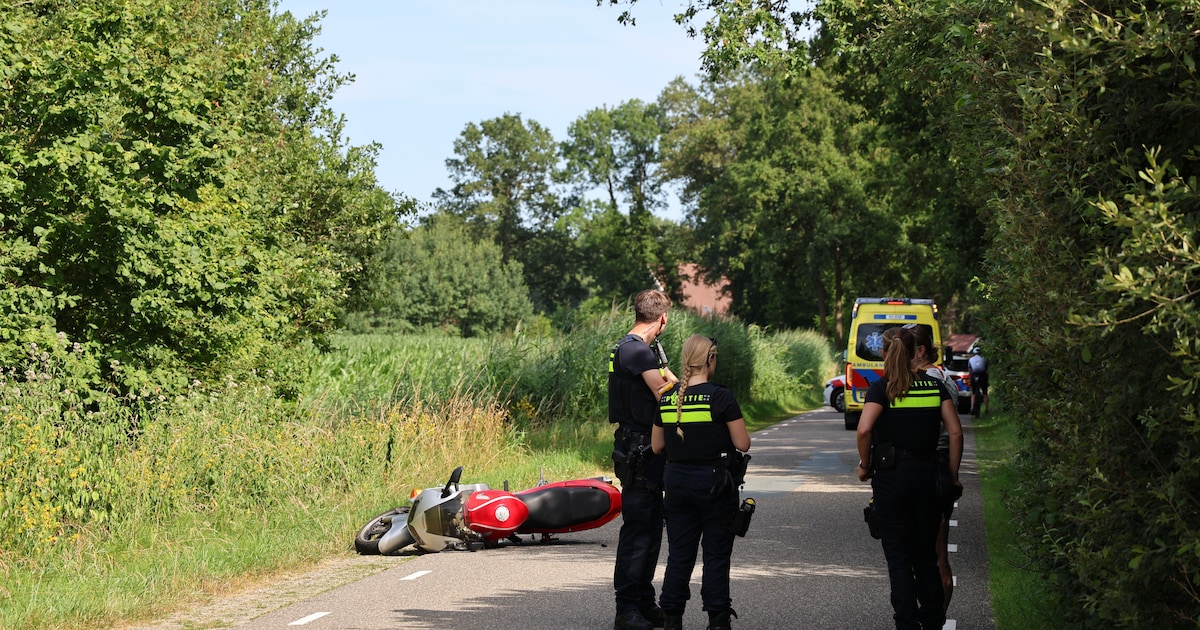 Eenzijdig ongeval met motor op Rijssenseweg