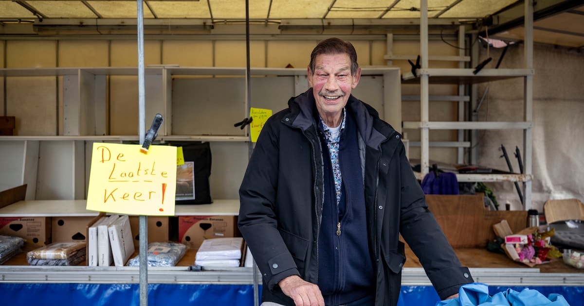 Markt in Denekamp neemt afscheid van Louis Steffens