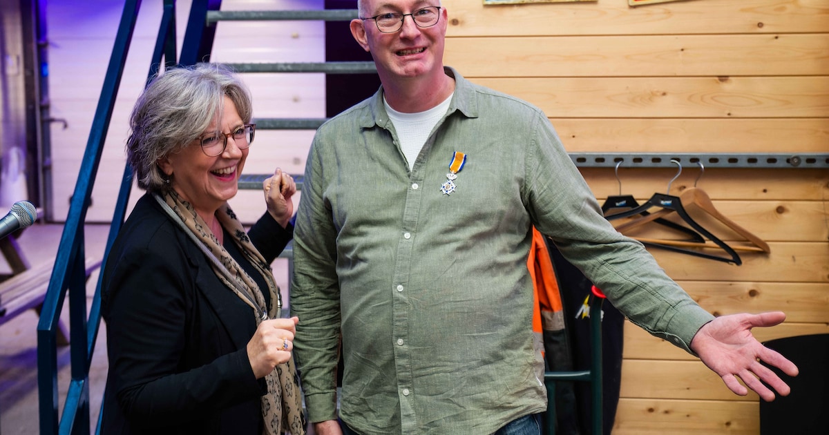 Gerben Hillebrand (52) uit Goor heel even in de spotlights met koninklijke onderscheiding