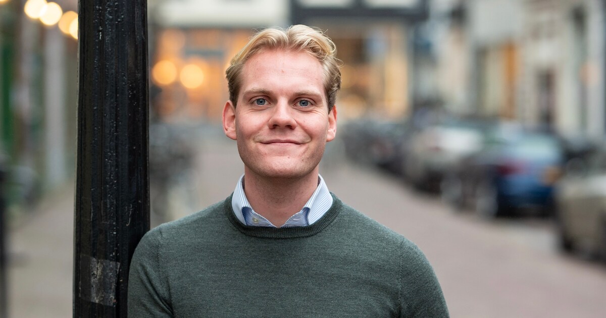 Daarlenaar Peter-Jort Bakhuis (22) staat zowel in Hellendoorn als Utrecht op VVD-kieslijst: ‘Een vri