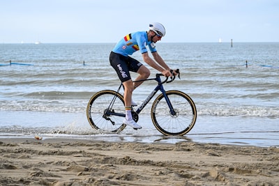 Toon Aerts verovert Europese titel in duinen van Middelkerke
