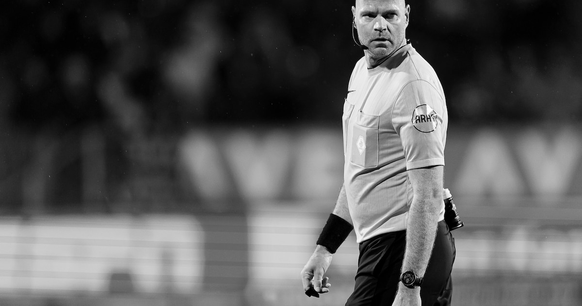 Voetbalscheidsrechter Rob Dieperink (38) uit Borculo overleden, gemeente Berkelland ‘compleet versla