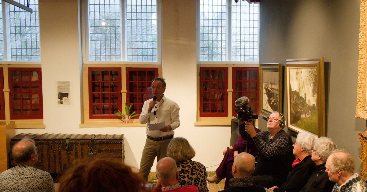 Tentoonstelling ‘Eeuwig Hattem’ geopend in Hattem