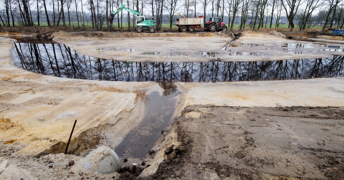 Het Waterschap Vechtstromen maakt bij Glane weer krom wat jarenlang kaarsrecht was