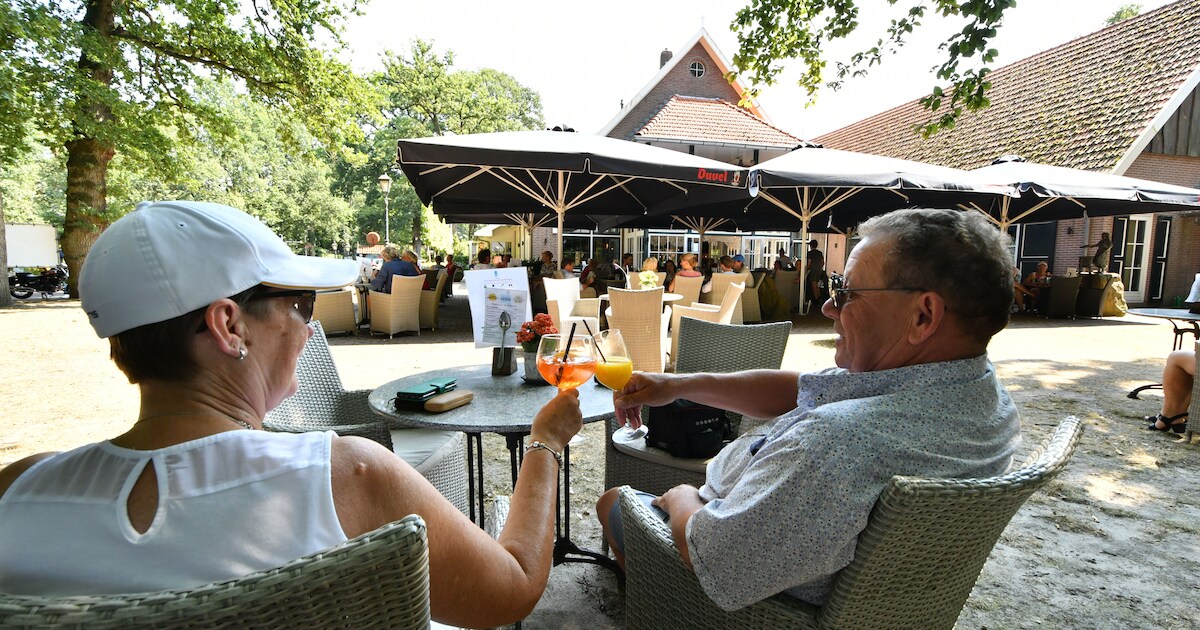 Terras Tante Sien Vasse weer open als ‘pop-up’