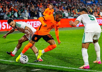 Crysencio Summerville en Robin Roefs maken eerste minuten in Oranje: dit zijn alle spelers die Ronald Koeman liet debuteren