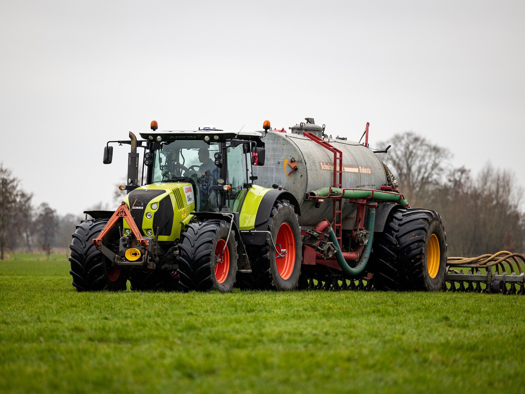 Overijssel verlengt bemestingsverbod tot 2028 om boeren zonder vergunning te helpen