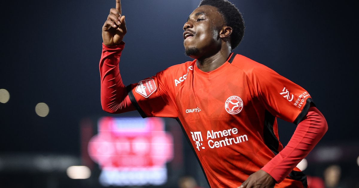 LIVE Keuken Kampioen Divisie | Almere City breidt voorsprong uit op VVV, drie Jong-ploegen in actie