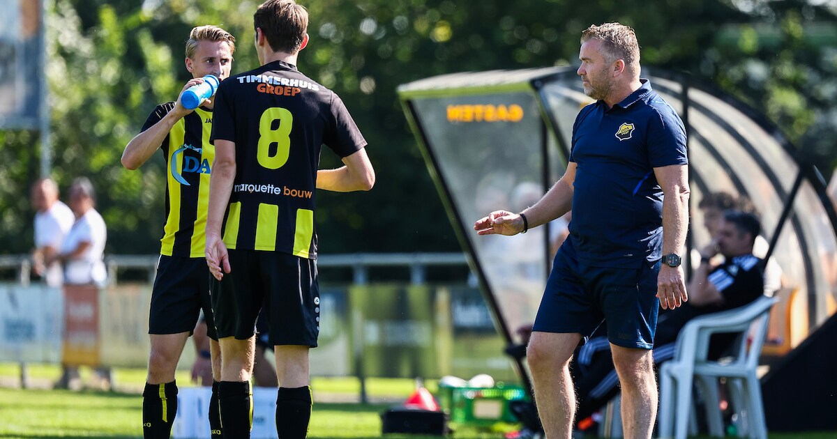 Trainer Gerard Kocks kan bij DOS’37 ook leunen op wat wél vertrouwd is: ‘Dat betaalde zich meteen ui