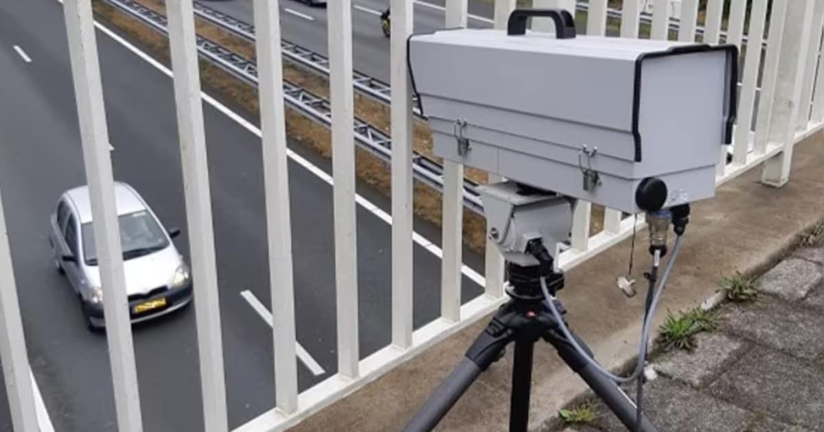 Politie betrapt tientallen bellers met monocam op A35