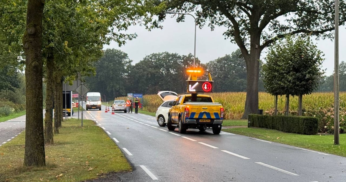 Aanrijding tussen twee auto’s op N748 bij Geesteren
