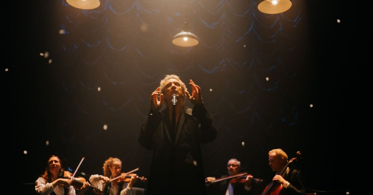 Sven Ratzke brengt internationale hit Dans op de Vulkaan naar Doetinchem