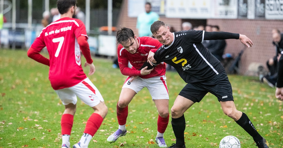 Speelschema: kraker in de vierde divisie en hoe zit het met de periodetitels? | Amateurvoetbal