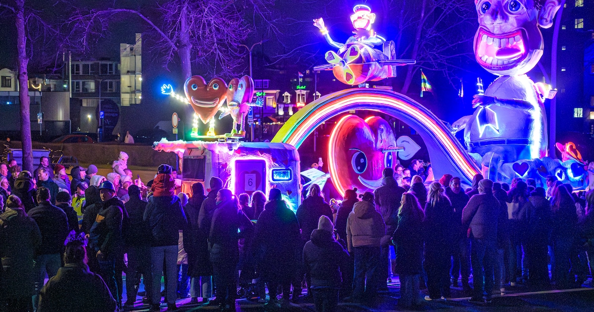 Carnaval in Twente is begonnen: bekijk hier de verlichte optochten in Hengelo en Tubbergen