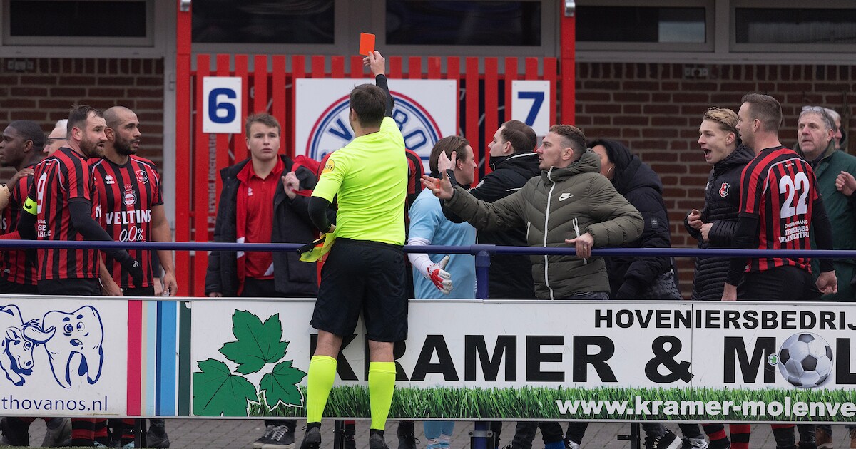 Drie DVC’26-spelers krijgen rood na knokpartij met Grol-publiek ...