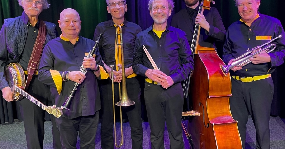 The Storyville Jassband speelt in Westendorp