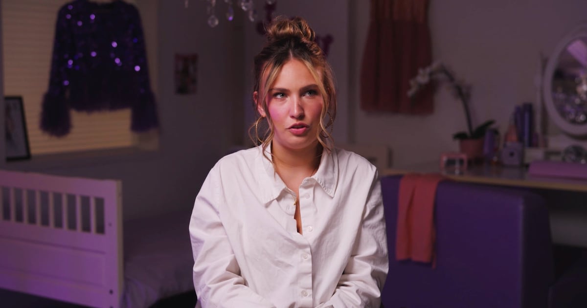 Kijken: Apeldoornse YouTuber Joy (23) vertelt over opgroeien in de spotlights