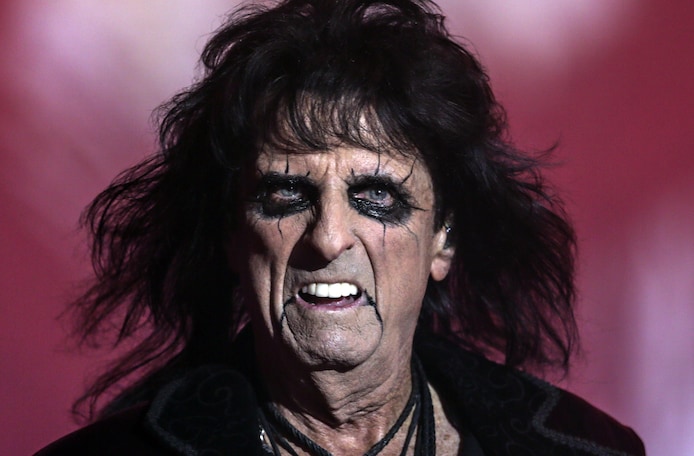 Alice Cooper wil tegelijk met zijn vrouw sterven | Show | tubantia.nl