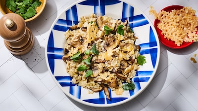 Wat Eten We Vandaag: Risotto met porcini en kaaskoekjes