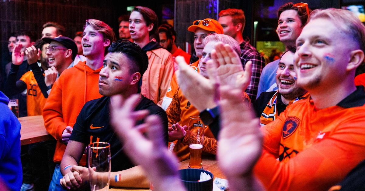 Cafés in Lochem mogen nachtelijke WK-duels uitzenden: dit zijn de regels