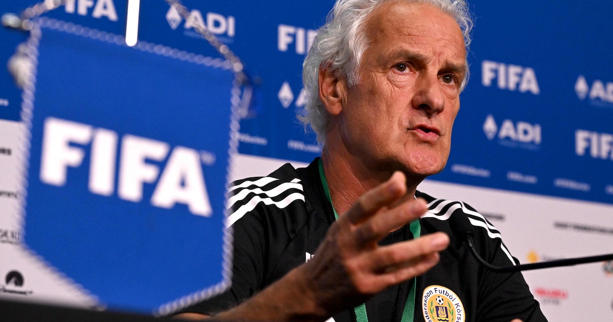 Fred Rutten trekt zich terug als bondscoach van Curaçao