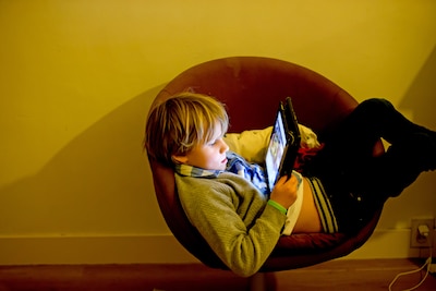 We zien steeds slechter: ‘Stimuleer kinderen om meer buiten te spelen’