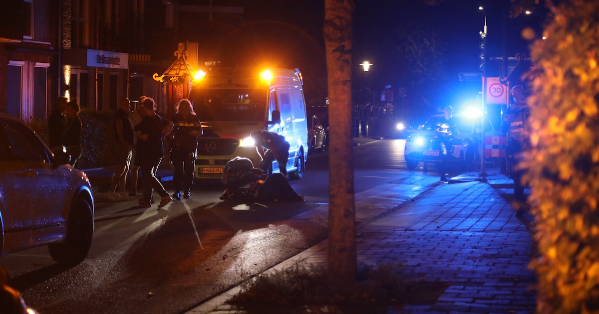 Fietser in Enter botst met bestelbus en raakt gewond
