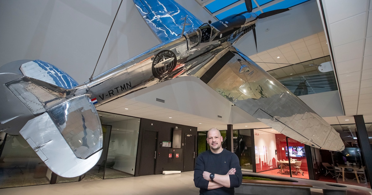 Erik uit Rijssen gebruikte 1000 kilo aluminium, om een Spitfire te ...