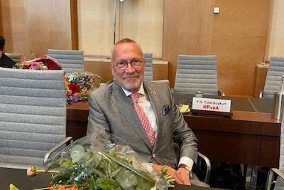 VVD’er Jan de Lange maakt statement: tegen principe alleen in verder