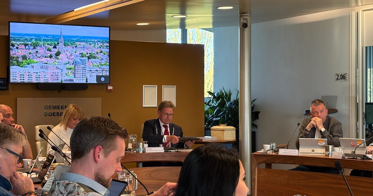 Nieuwe coalitie Doesburg wil meer woningen en sterke voorzieningen; oppositie mist concrete plannen
