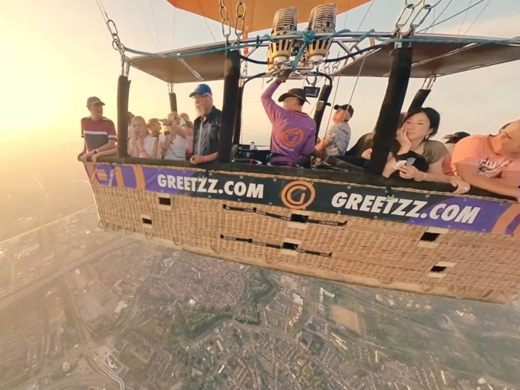 Luchtballon gespot boven Zwolle? Zo weet je waar die gaat landen | Zwolle |  Tubantia.nl