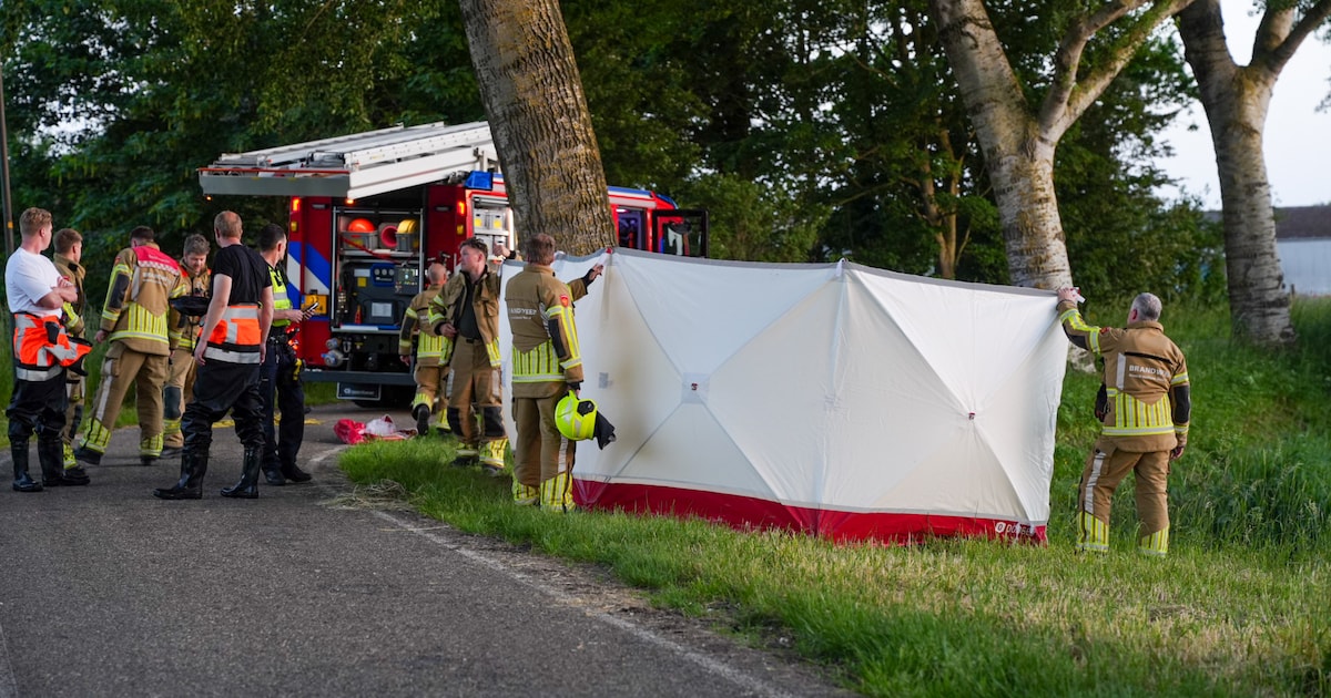 Politie zoekt portemonnee, telefoon en sleutels van overleden man in Avenhorn, misdrijf niet uitgesl