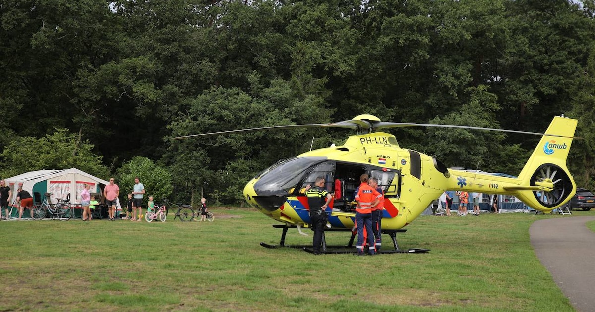 Meisje aangereden op camping: traumaheli landt tussen de tenten.