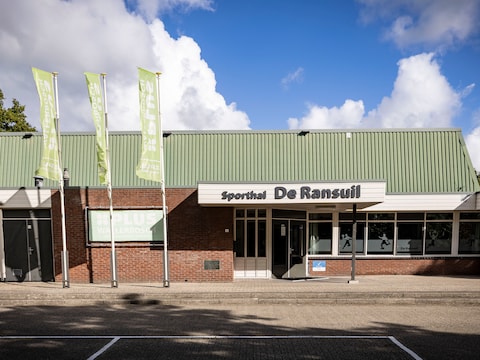 De sporthal De Ransuil in Geesteren.