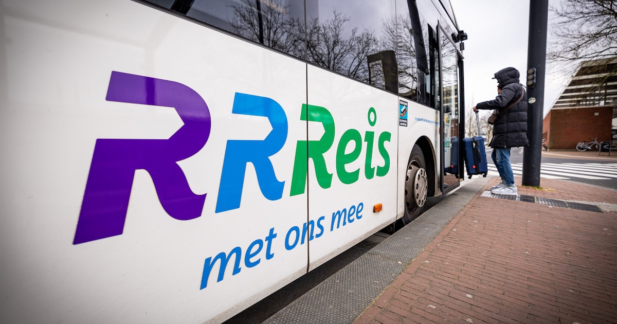 De bussen rijden volgens vakantierooster, ook al zijn de scholen nog open in de Achterhoek