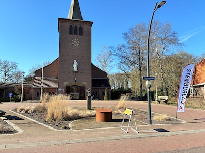 Fleringen stemt in voormalige kerk: ‘Ze hebben Jezus eruit gehaald’
