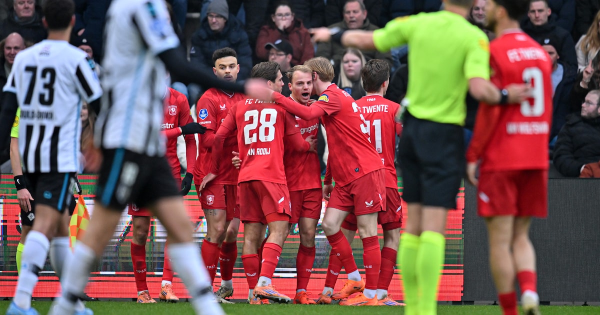 LIVEBLOG DERBY | In beeld: de goal van Van den Belt en de boze ballenjongen van Heracles