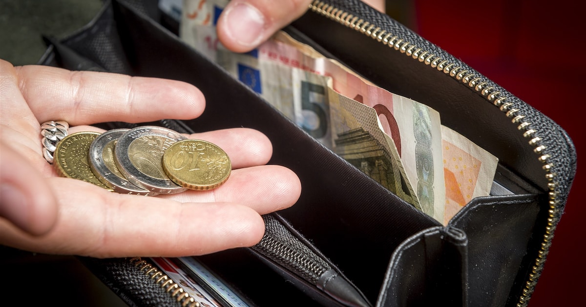 Hoezo euro? Vroeger betaalde je met deze Almelose munten